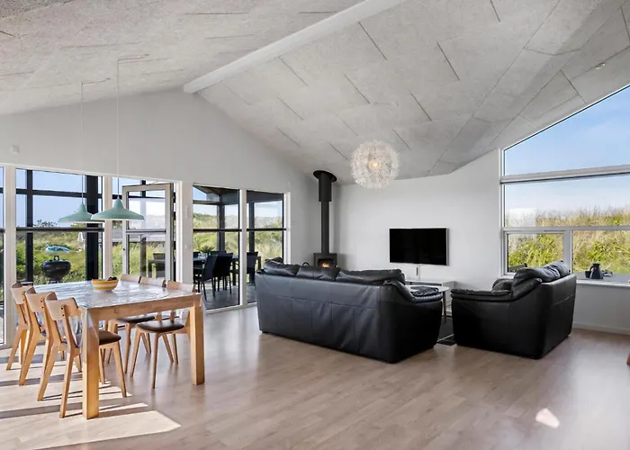 Lovely In With Sauna Holiday home Hvide Sande